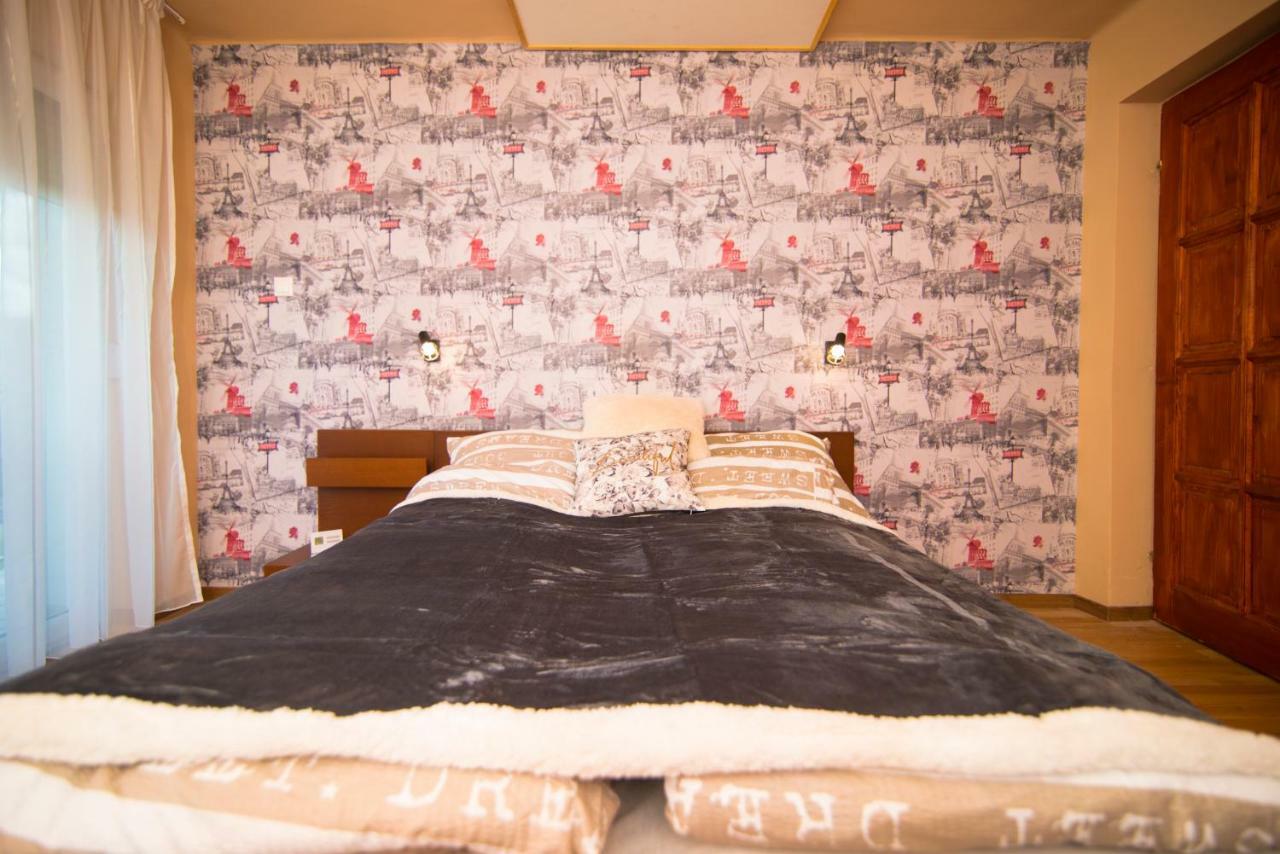 Oeskarszt Apartman Urkut エクステリア 写真